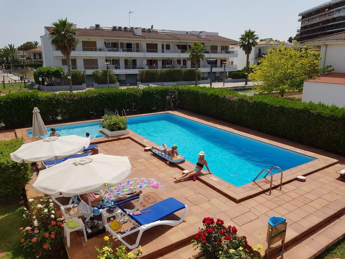Venecia Apartments Port de Alcudia  Bagian luar foto