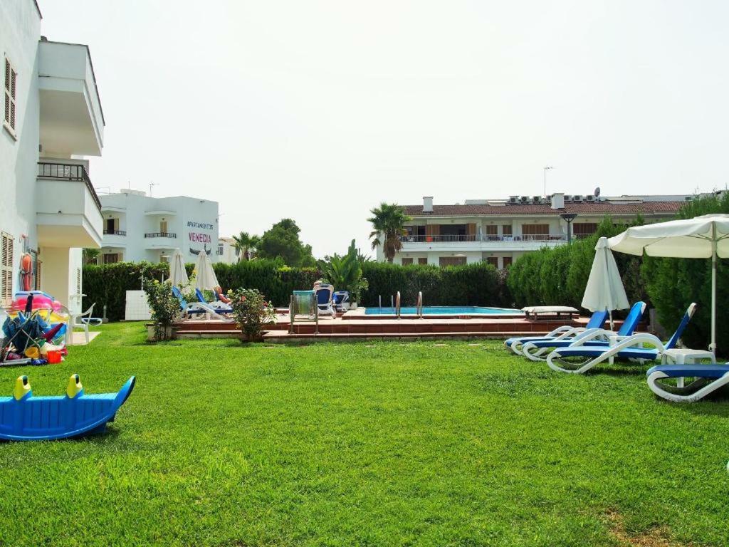 Venecia Apartments Port de Alcudia  Bagian luar foto